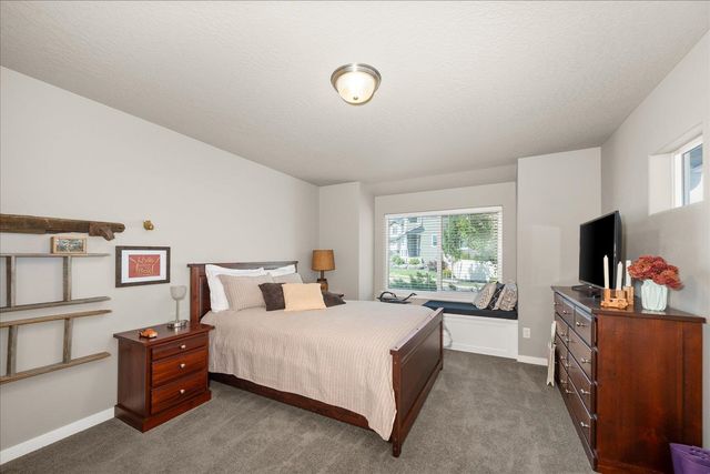 6907 S Pheasant Ridge Dr, Spokane, WA 99224