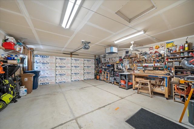 6907 S Pheasant Ridge Dr, Spokane, WA 99224