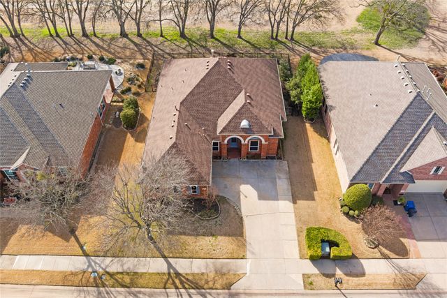 425 Cabellero Court, Fairview, TX 75069