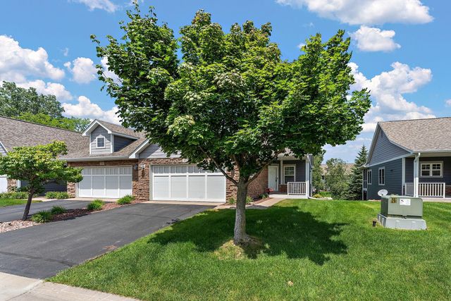 301 Manitoba Lane, Little Canada, MN 55117