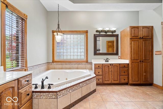 5775 W 200 N, Anderson, IN 46011