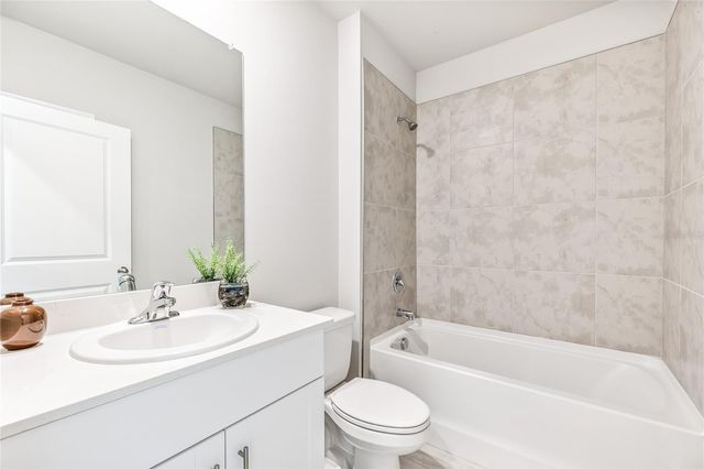 9492 TURTLE GRASS CIRCLE, Punta Gorda, FL 33950