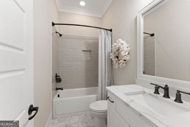 3655 Cameron Circle, Gainesville, GA 30506