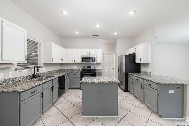 10342 Tiger Hunt, San Antonio, TX 78251