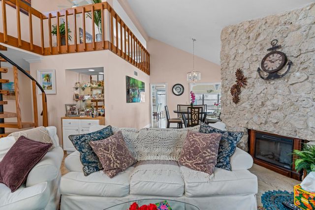 17023 Traverse Circle, Jupiter, FL 33477