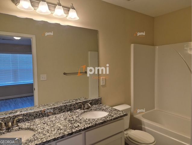 4438 Pinscher Street, Union City, GA 30291