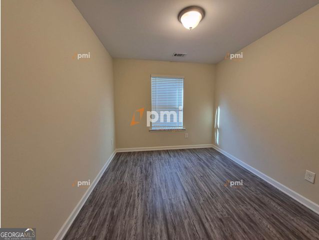 4438 Pinscher Street, Union City, GA 30291