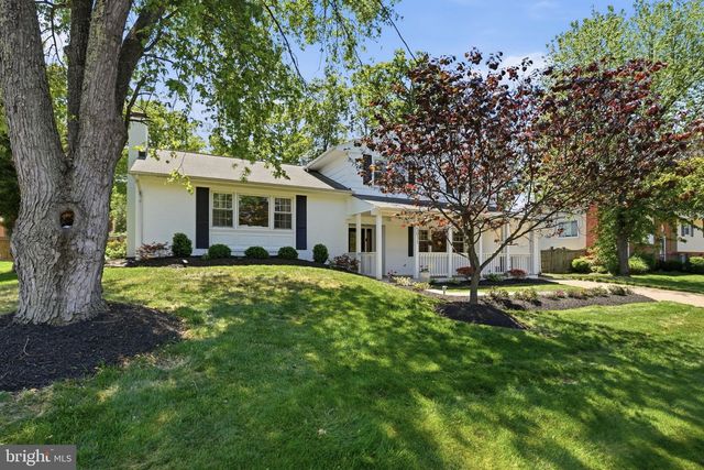 15011 TARLETON DR, Centreville, VA 20120