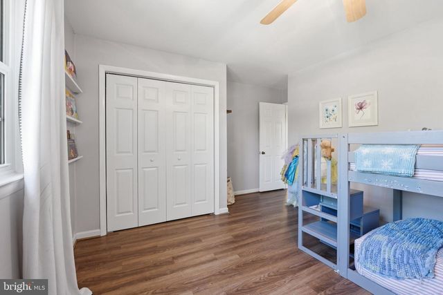 15011 TARLETON DR, Centreville, VA 20120