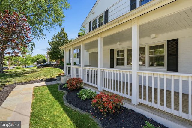 15011 TARLETON DR, Centreville, VA 20120