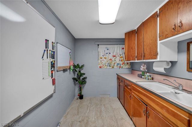 839 Park Lane, Henderson, NV 89015
