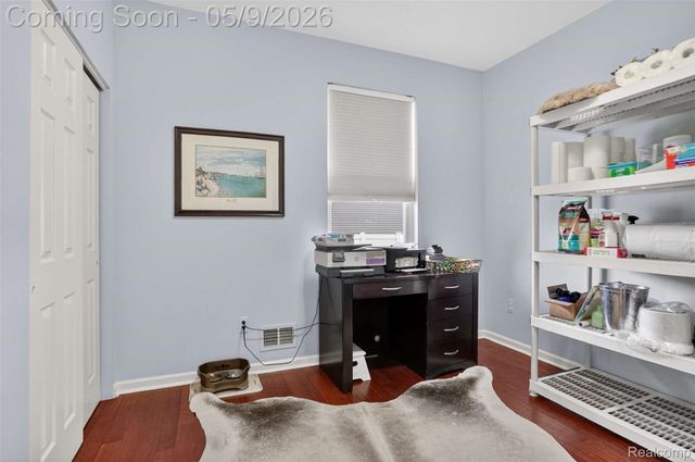 50371 Corey Ave, Chesterfield Township, MI 48051