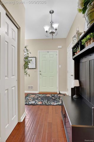 50371 Corey Ave, Chesterfield Township, MI 48051