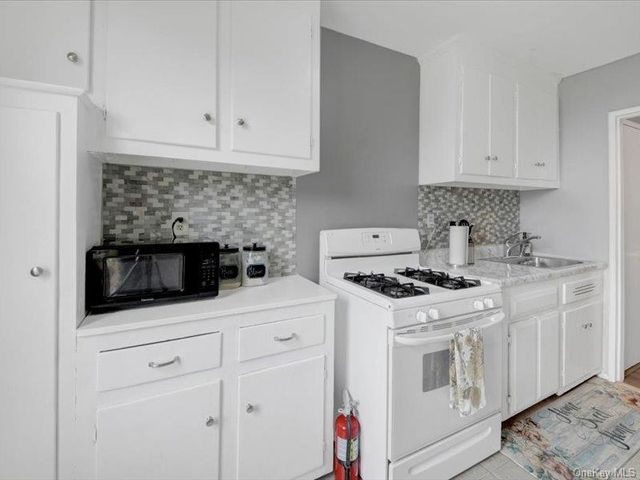 270 N Broadway 6H, Yonkers, NY 10701