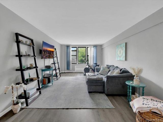 270 N Broadway 6H, Yonkers, NY 10701
