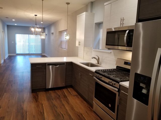 4851 N Central Avenue 1E, Chicago, IL 60630