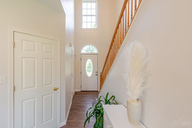 1331 Windsor Drive, Beavercreek, OH 45434