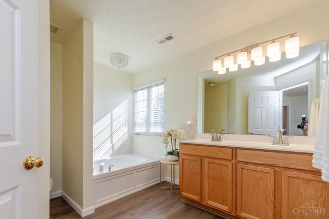 1331 Windsor Drive, Beavercreek, OH 45434