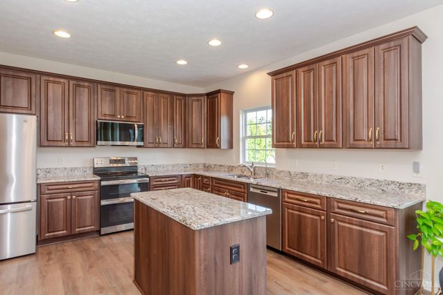 1331 Windsor Drive, Beavercreek, OH 45434