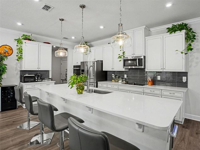 608 ROMINGER LOOP, Apopka, FL 32712