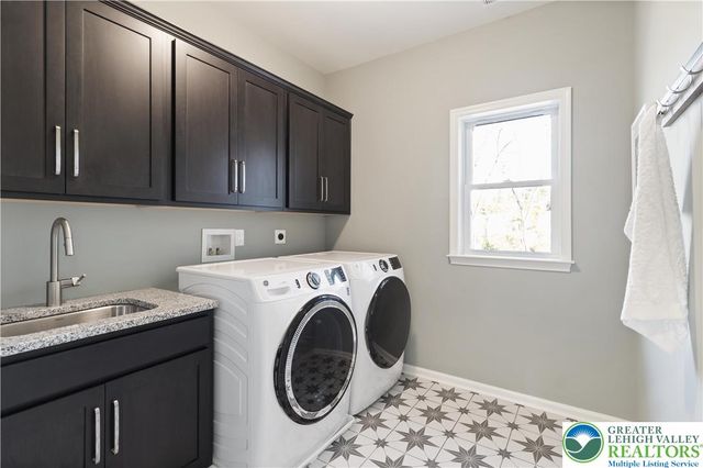 35 Charlie Court 3, Williams Twp, PA 18042