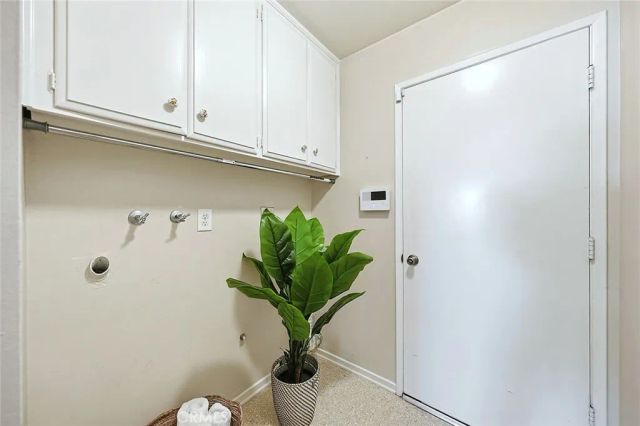 16362 Whittier Lane, Huntington Beach, CA 92647