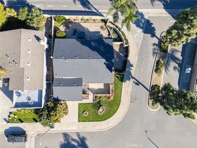 16362 Whittier Lane, Huntington Beach, CA 92647