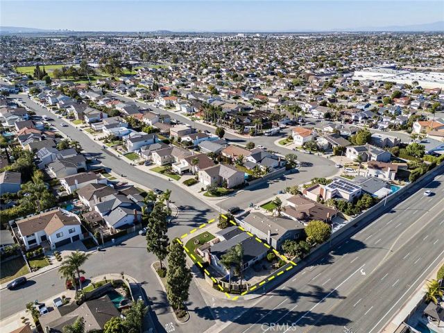 16362 Whittier Lane, Huntington Beach, CA 92647