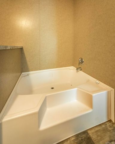 1 Trails End Road, Mayflower, AR 72106