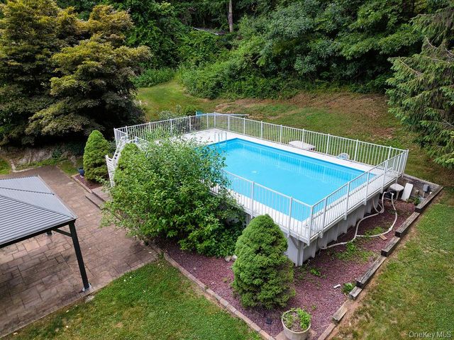 241 Leetown Road, Stormville, NY 12582
