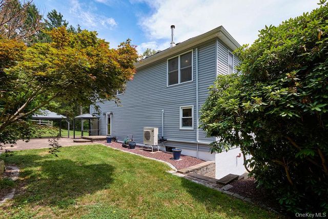 241 Leetown Road, Stormville, NY 12582