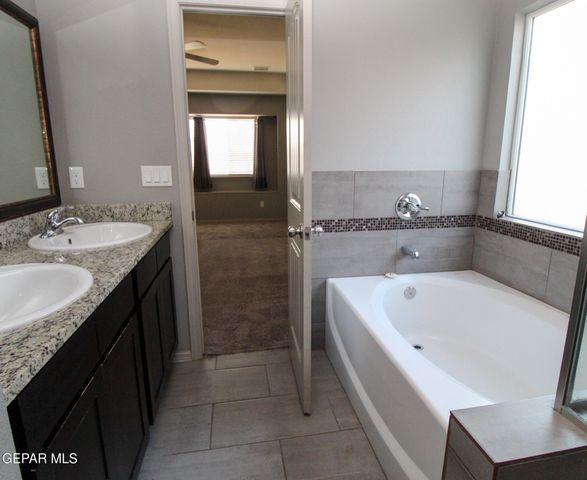 12741 TRE MAXIMILIANO Avenue, El Paso, TX 79938