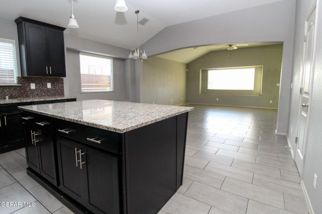 12741 TRE MAXIMILIANO Avenue, El Paso, TX 79938