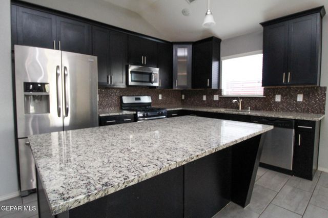 12741 TRE MAXIMILIANO Avenue, El Paso, TX 79938