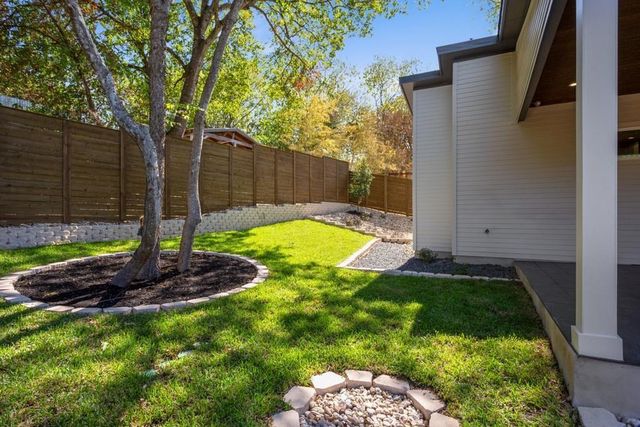 1719 Bunche RD, Austin, TX 78721