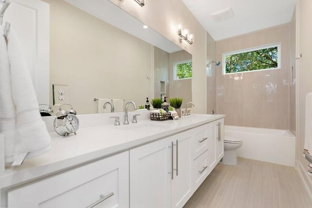 1719 Bunche RD, Austin, TX 78721