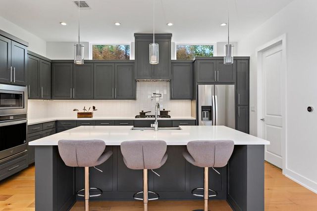 1719 Bunche RD, Austin, TX 78721