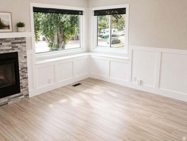 8651 S HARVARD PARK DR, Sandy, UT 84094