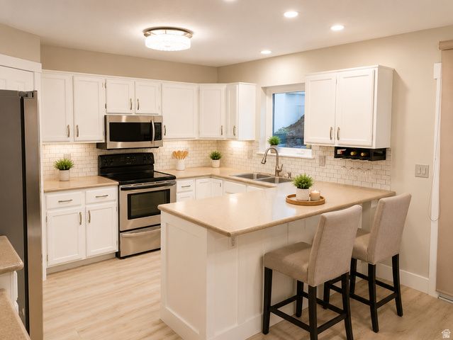 8651 S HARVARD PARK DR, Sandy, UT 84094