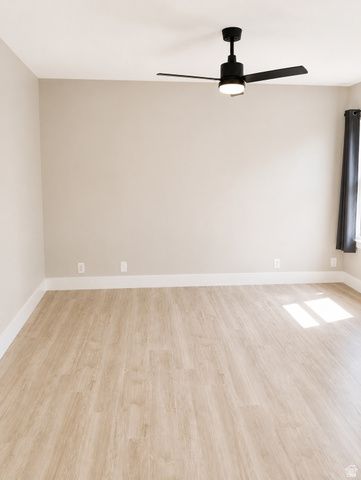 8651 S HARVARD PARK DR, Sandy, UT 84094