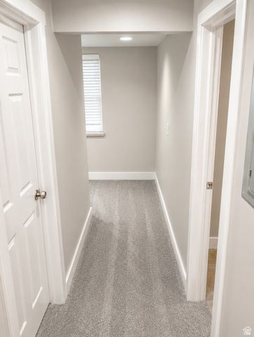 8651 S HARVARD PARK DR, Sandy, UT 84094