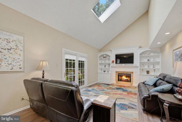 412 DEEP WILLOW DR, Exton, PA 19341