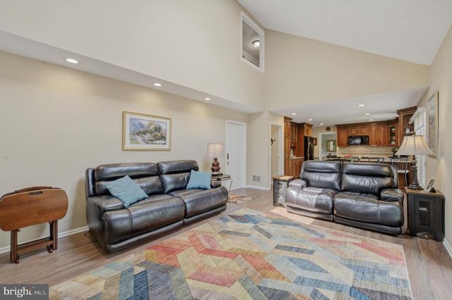 412 DEEP WILLOW DR, Exton, PA 19341