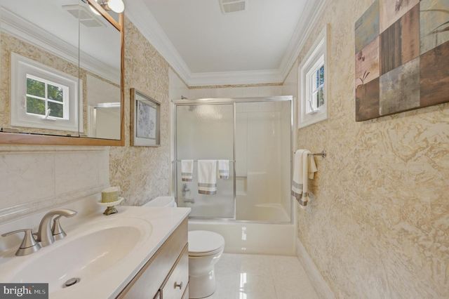 412 DEEP WILLOW DR, Exton, PA 19341