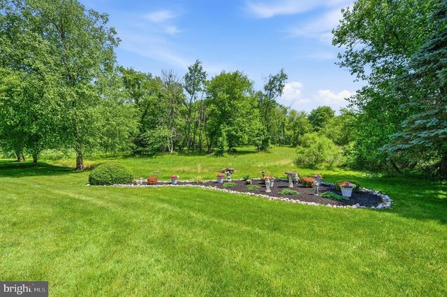 412 DEEP WILLOW DR, Exton, PA 19341