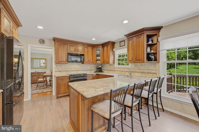 412 DEEP WILLOW DR, Exton, PA 19341