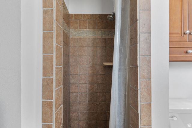 11881 S 2700 W, Riverton, UT 84065