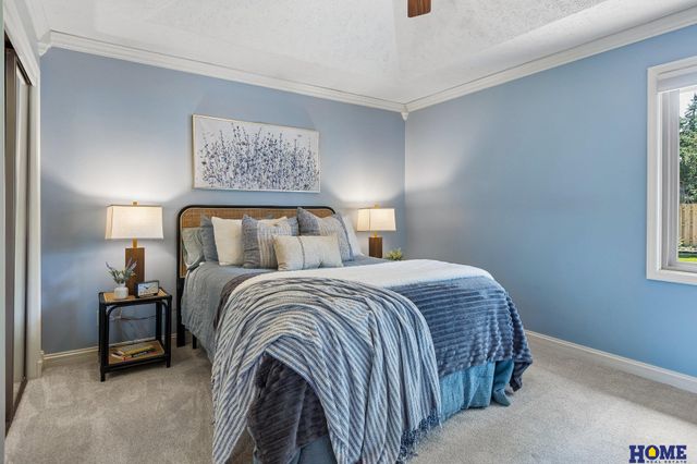 14527 Charles Street, Omaha, NE 68154