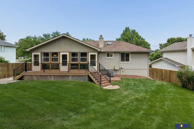 14527 Charles Street, Omaha, NE 68154