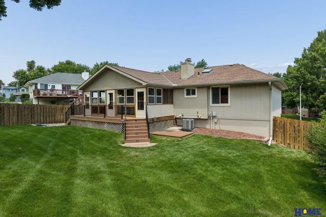 14527 Charles Street, Omaha, NE 68154